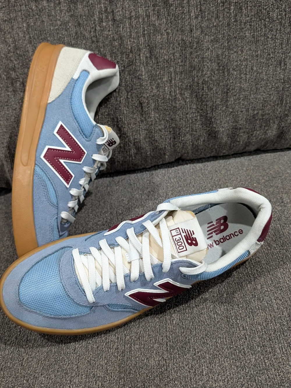New Balance Men's Light Blue & Burgundy Suede Mesh Sneakers
